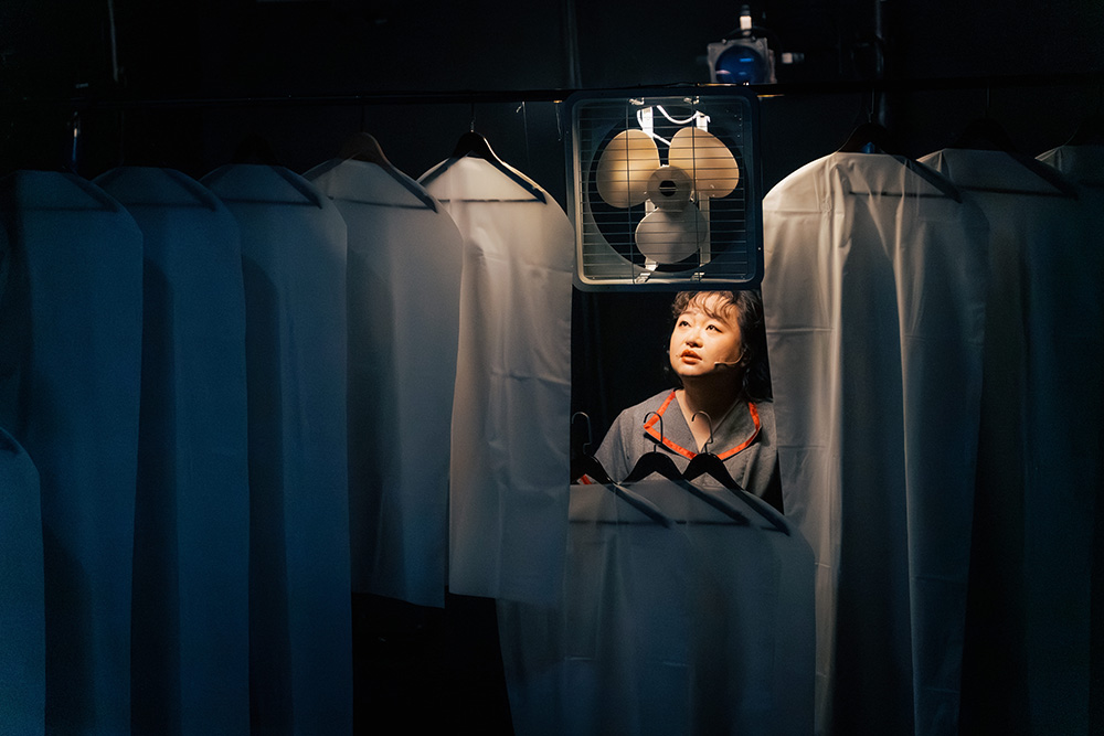 《隔壁房間的大象》