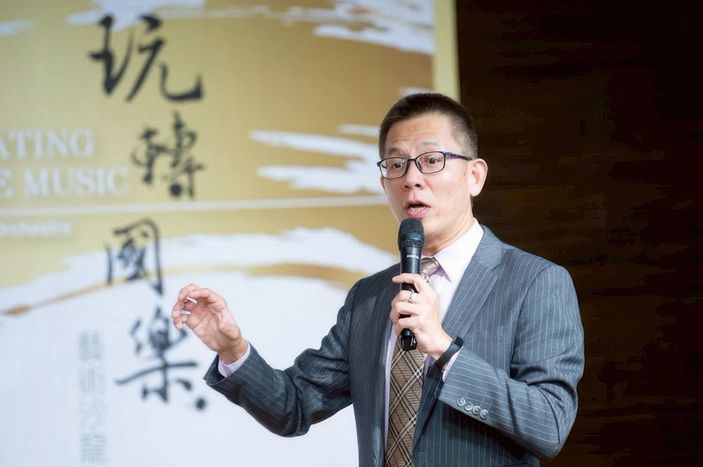 沙龍主持。