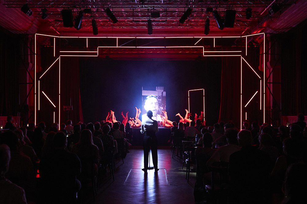 變色龍劇院演出現場。