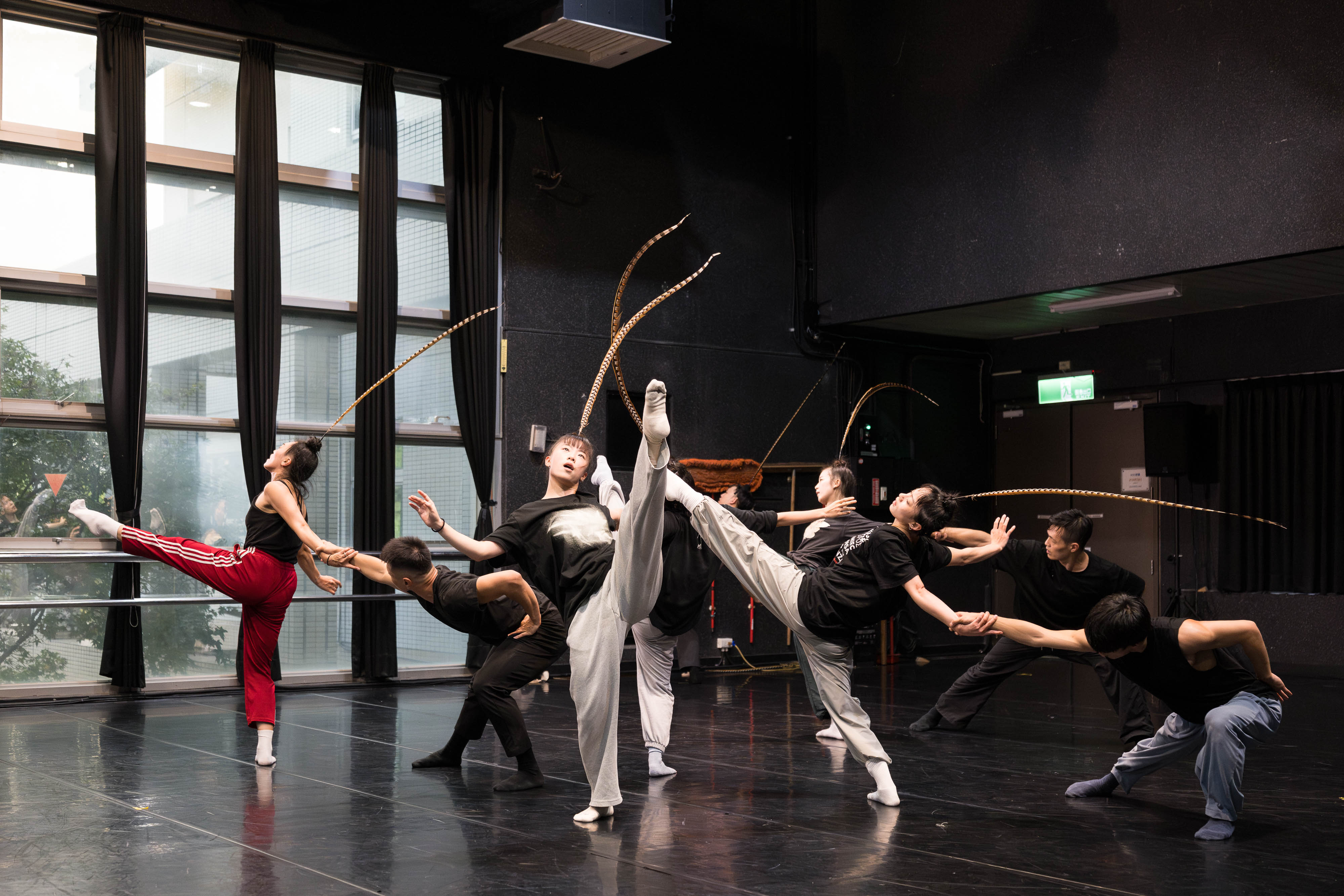 翃舞製作《羽人》排練。
