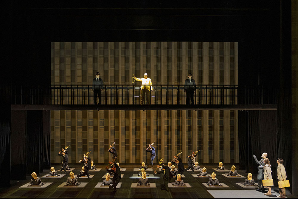 細川俊夫歌劇《娜塔莎》於東京新國立劇場的演出現場。